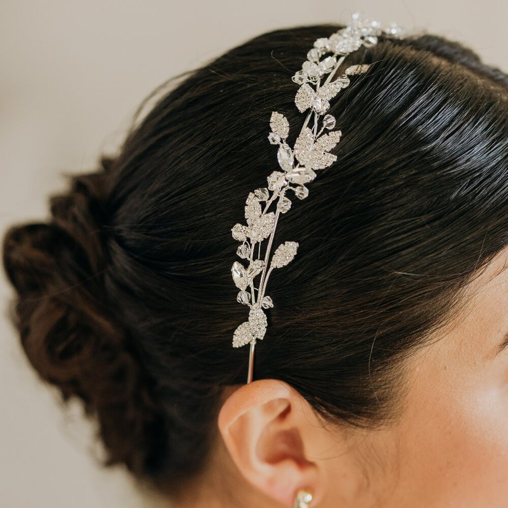 Bel Aire Bridal Headpiece - Picture 3 of 4
